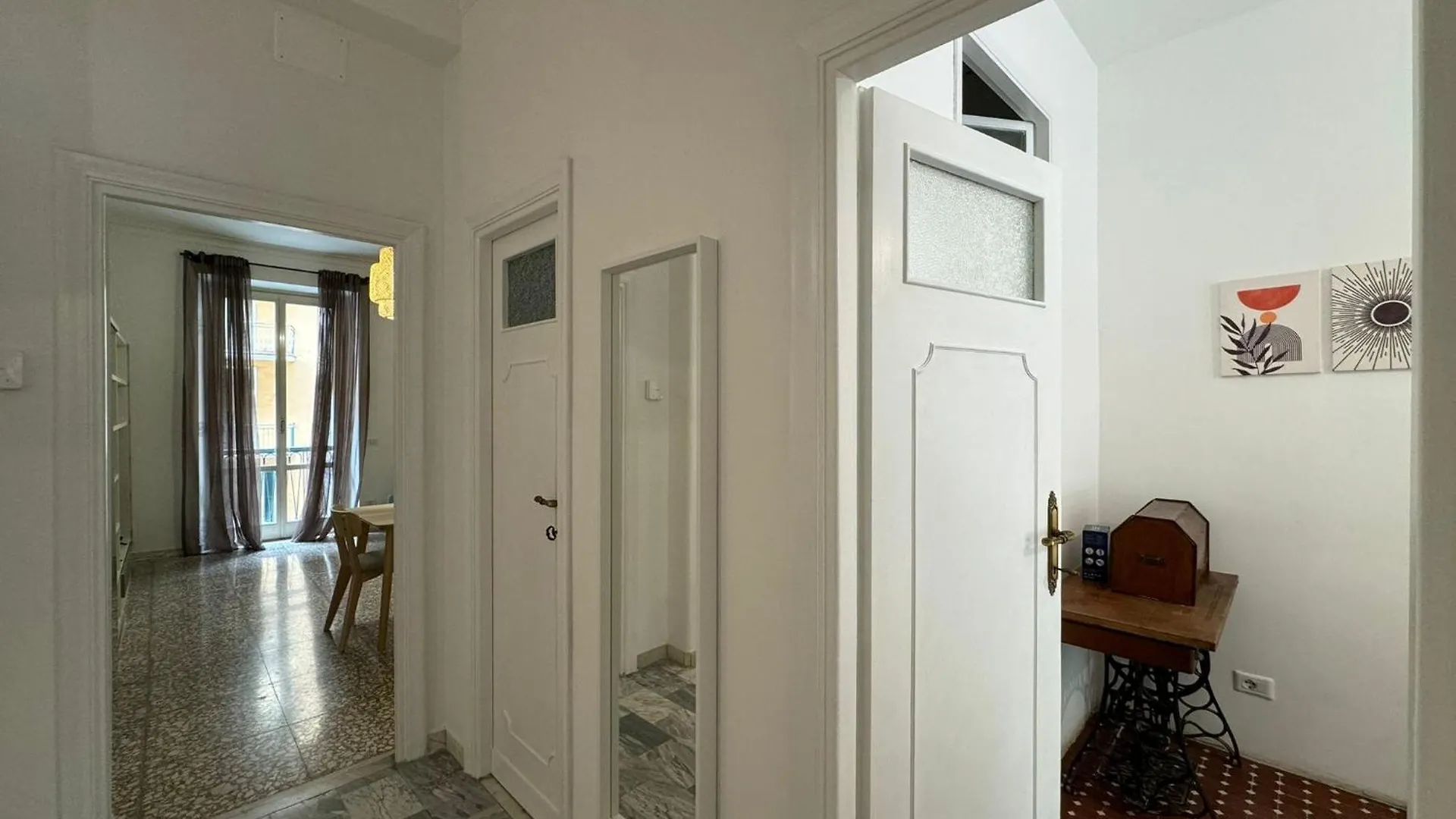 Spacious Roman Apartment Chez Max Italy